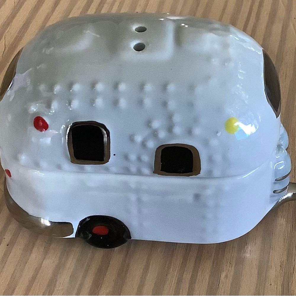 Camper Trailer Salt & Pepper Shaker Magnetic